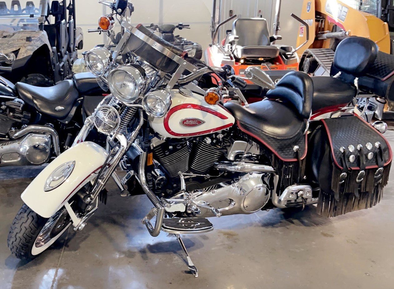 1997 Harley Heritage Springer +/-40,000 Mi. w/ Rear Passenger Set and Sissy Bar
