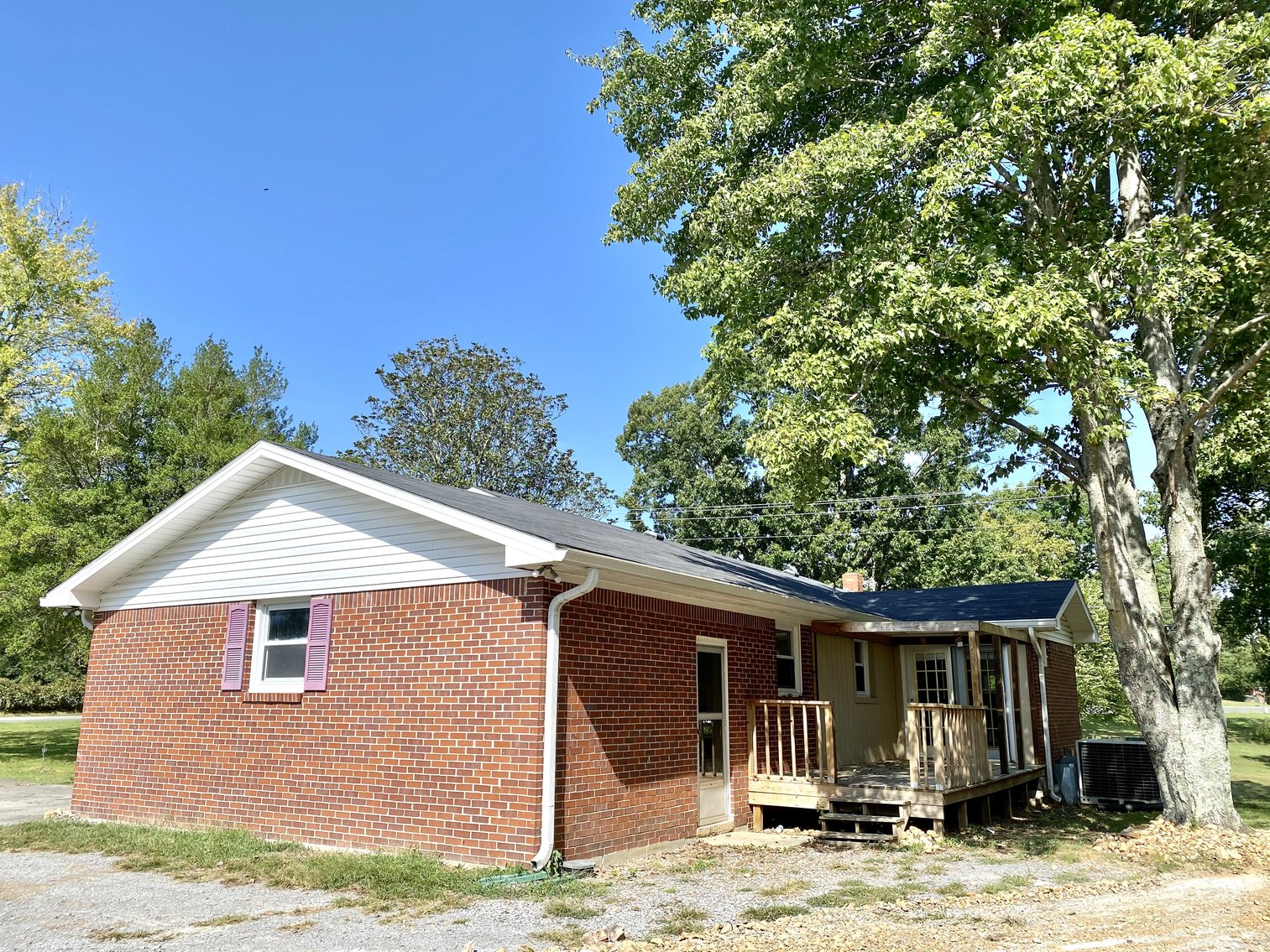 Image for 2031 Canton Road, Cadiz Auction