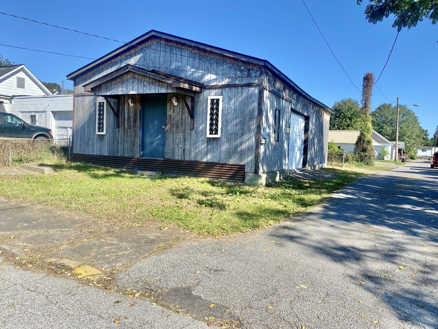 Image for SOLD $9,900 - Garage on Large Corner Lot Selling to the Highest Bidder