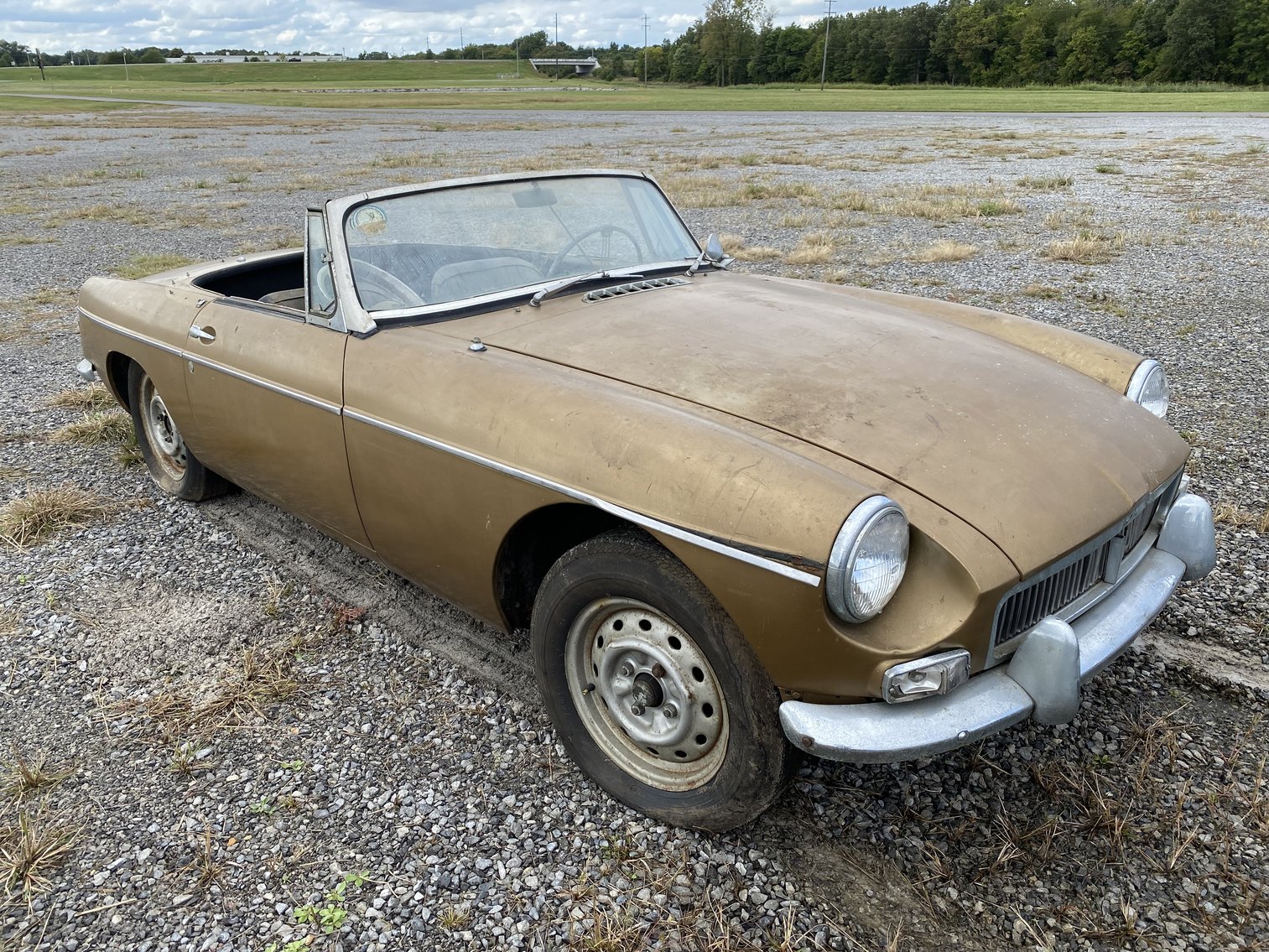 1968 MGB 2 Seater Roadster +/-53,916 Mi. VIN: GHN3L/8027