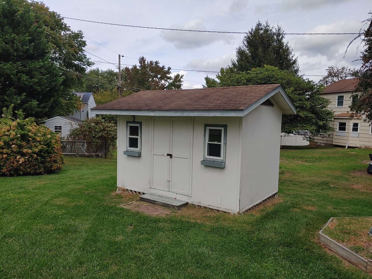 Image for 3 BR, 2 BA STONE & BRICK RANCHER ON 0.25+ ACRES - HUSQVARNA RZ42 ZERO TURN MOWER