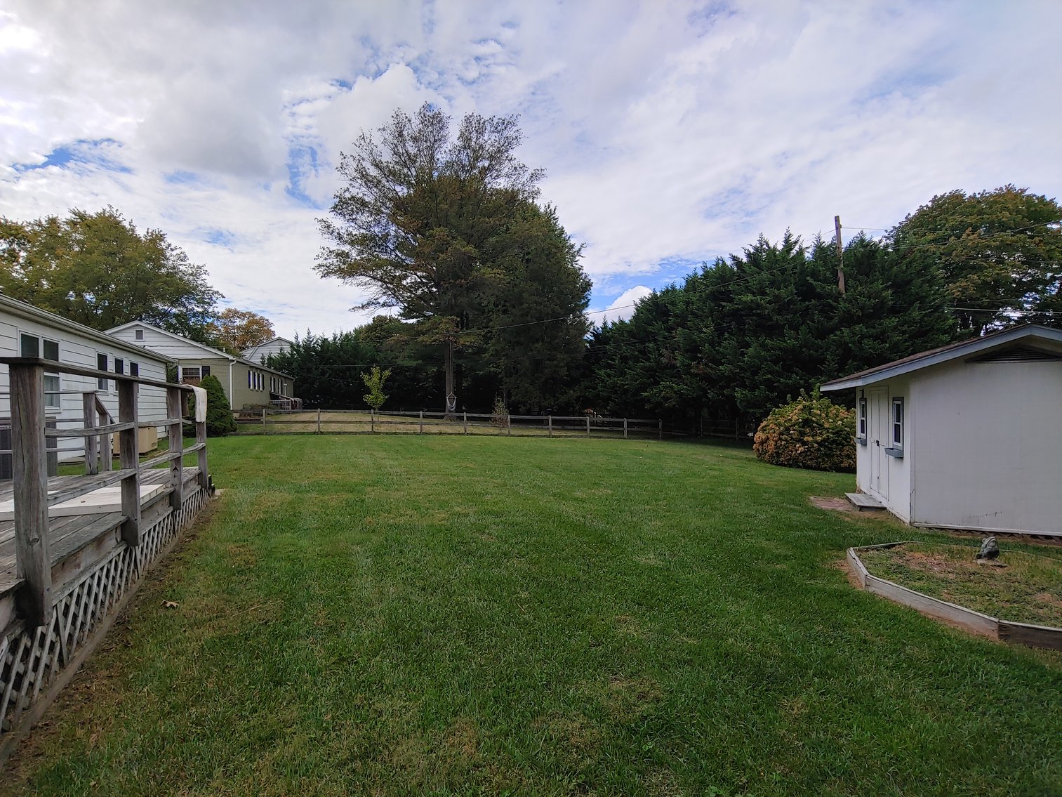 Image for 3 BR, 2 BA STONE & BRICK RANCHER ON 0.25+ ACRES - HUSQVARNA RZ42 ZERO TURN MOWER