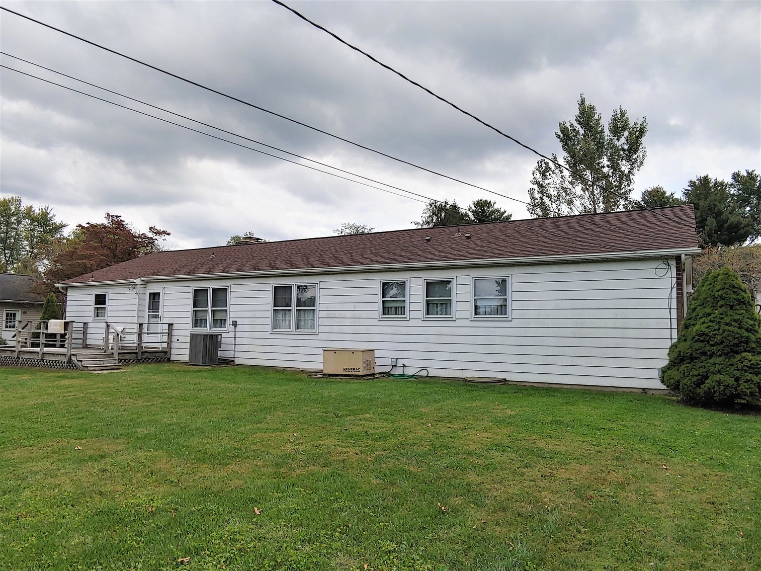 Image for 3 BR, 2 BA STONE & BRICK RANCHER ON 0.25+ ACRES - HUSQVARNA RZ42 ZERO TURN MOWER