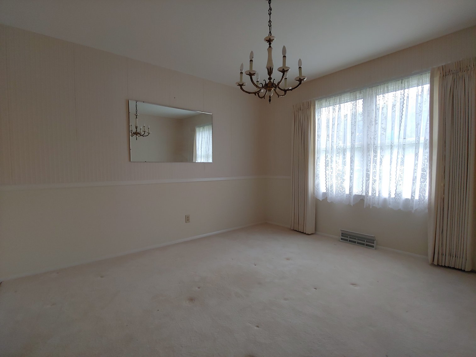 Image for 3 BR, 2 BA STONE & BRICK RANCHER ON 0.25+ ACRES - HUSQVARNA RZ42 ZERO TURN MOWER