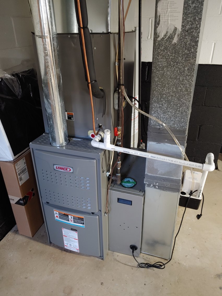 Image for 3 BR, 2 BA STONE & BRICK RANCHER ON 0.25+ ACRES - HUSQVARNA RZ42 ZERO TURN MOWER