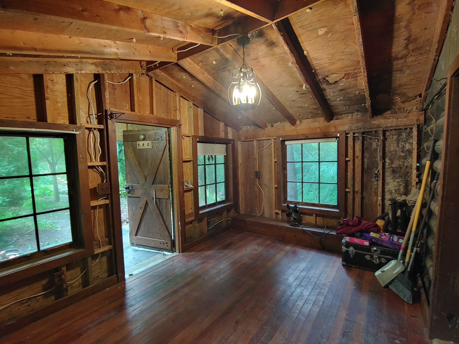 Image for 1 ROOM, 1 BA CABIN AND 2 ROOM LOG CABIN W/ 30’ X 60’ FT BARN/RUN-IN W/ ELECTRIC ON 1.25+/- ACRES