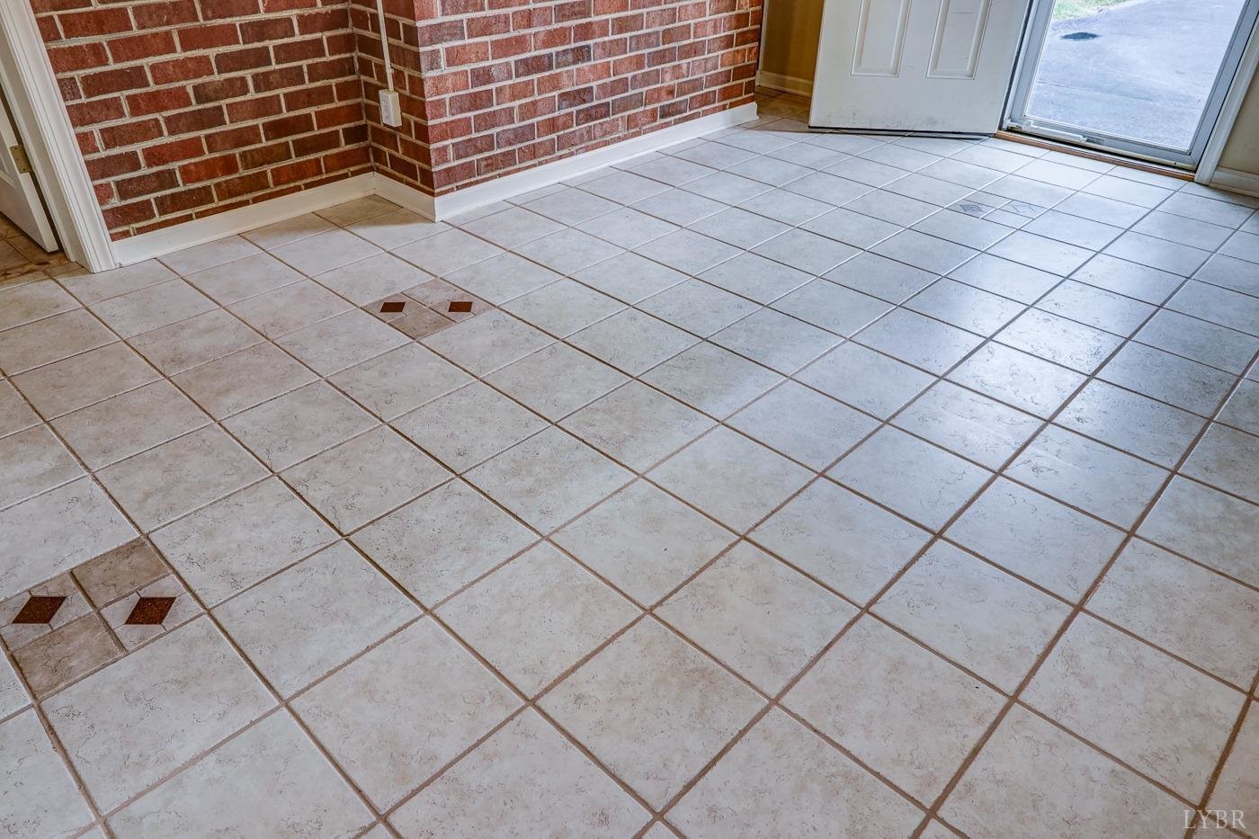 Image for 485 Westridge Cir, Lynchburg, VA 24502