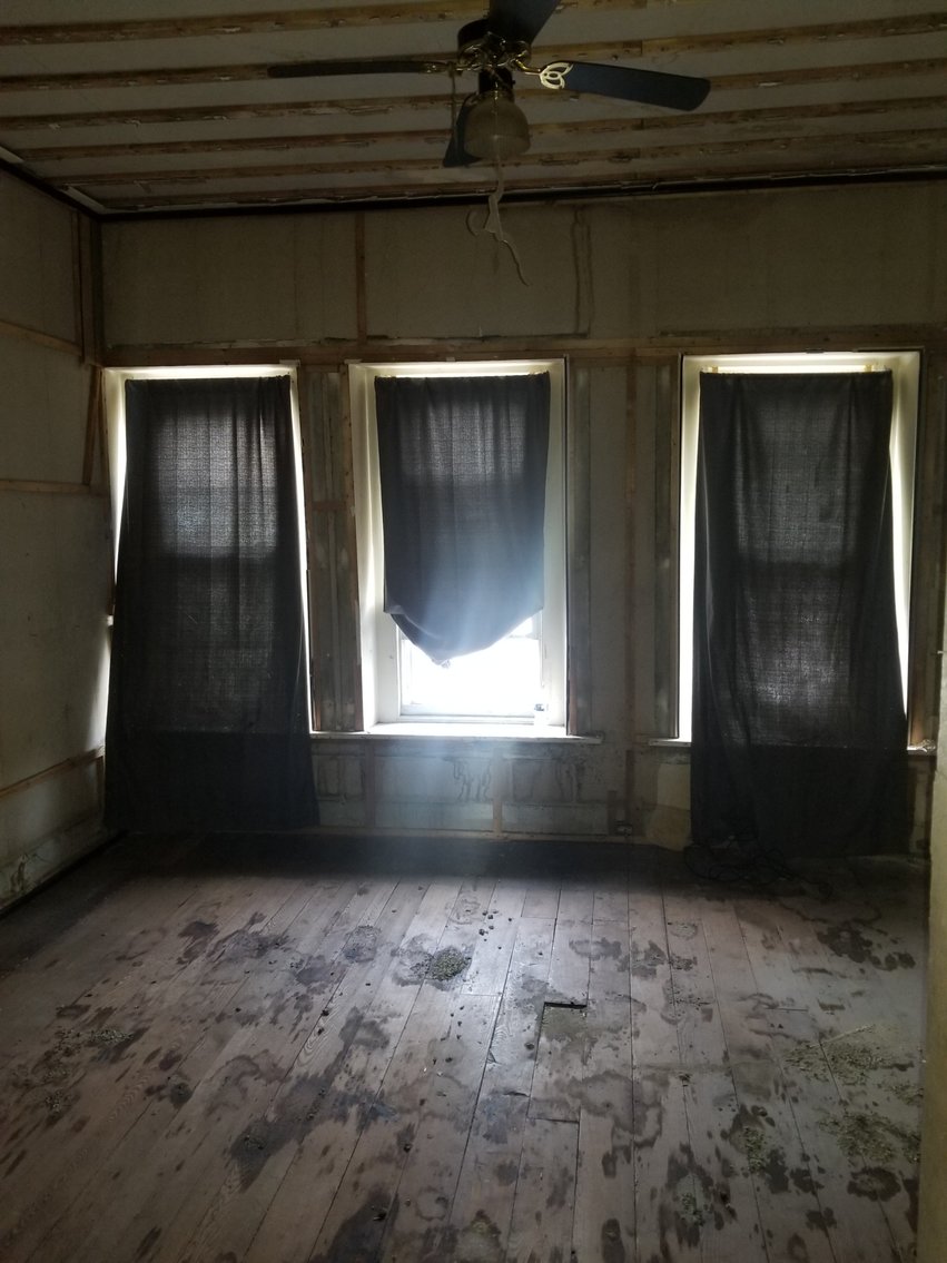 Image for Real Estate Auction - Lebanon City FIXER UPPER
