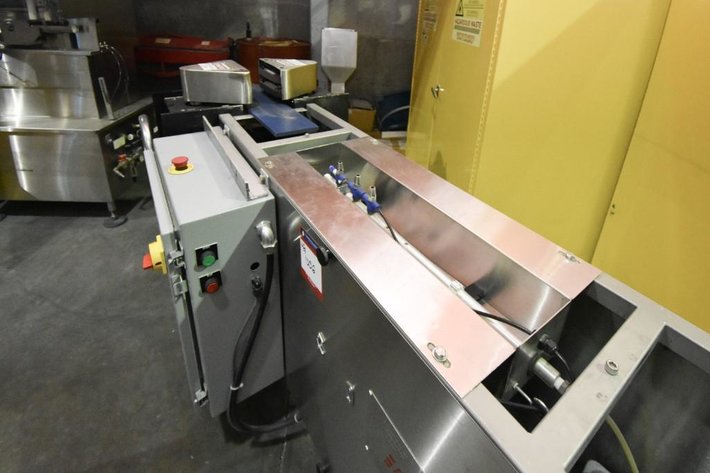 Image for ***SOLD***MJK0715 Carleton Helical Technologies Ionized Air Rinser