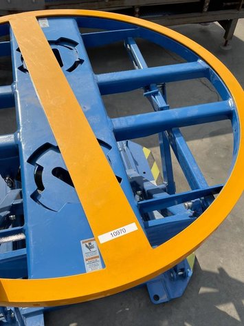 Image for MJK0725 Global Industrial Mechanical Pallet Lifter