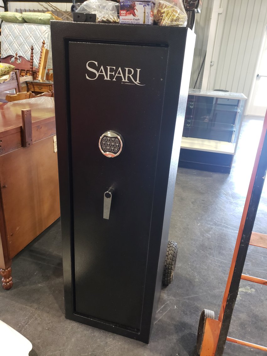 Safari 12 Gun Safe w/ Digital Keypad