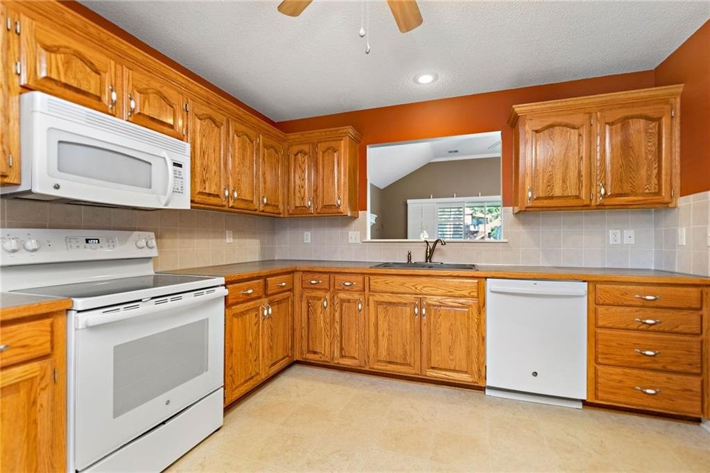 Image for 16520 E 54th St - Independence, MO