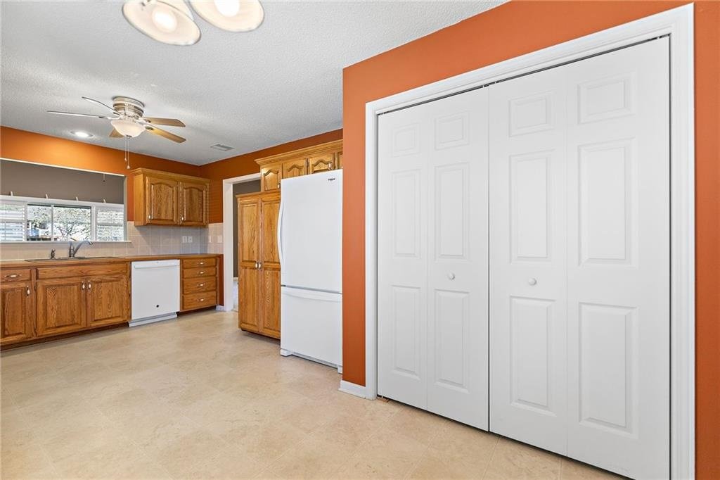 Image for 16520 E 54th St - Independence, MO