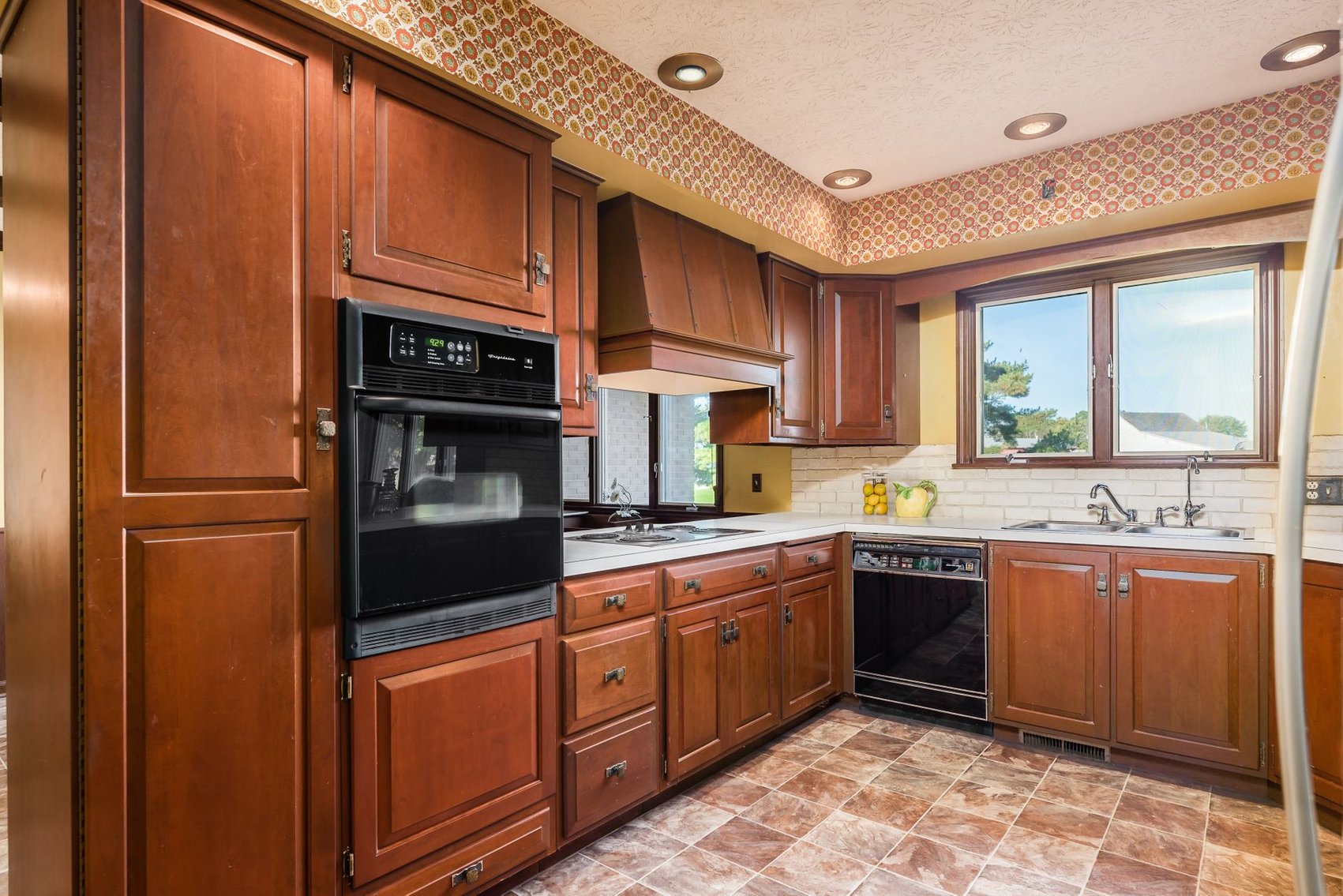 Image for 4854 Westwood Real Estate