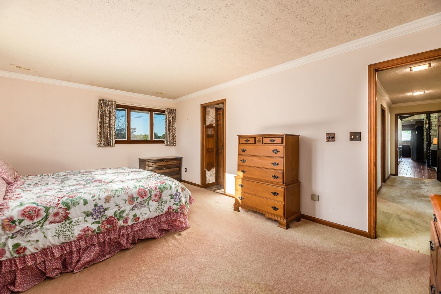 Image for 4854 Westwood Real Estate