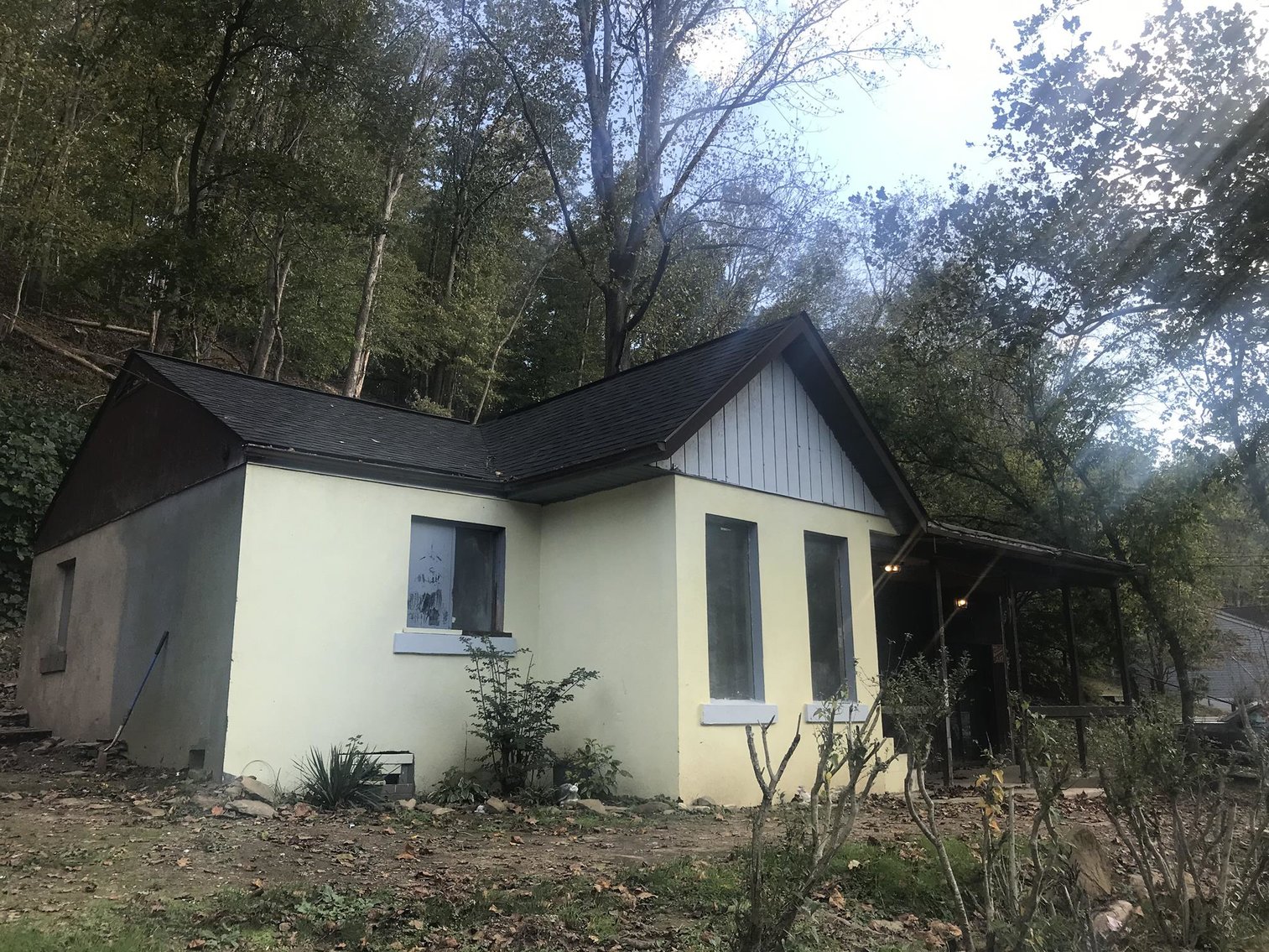 Image for SOLD $16,225 - 3-Bedroom Charleston Home Selling to the Highest Bidder