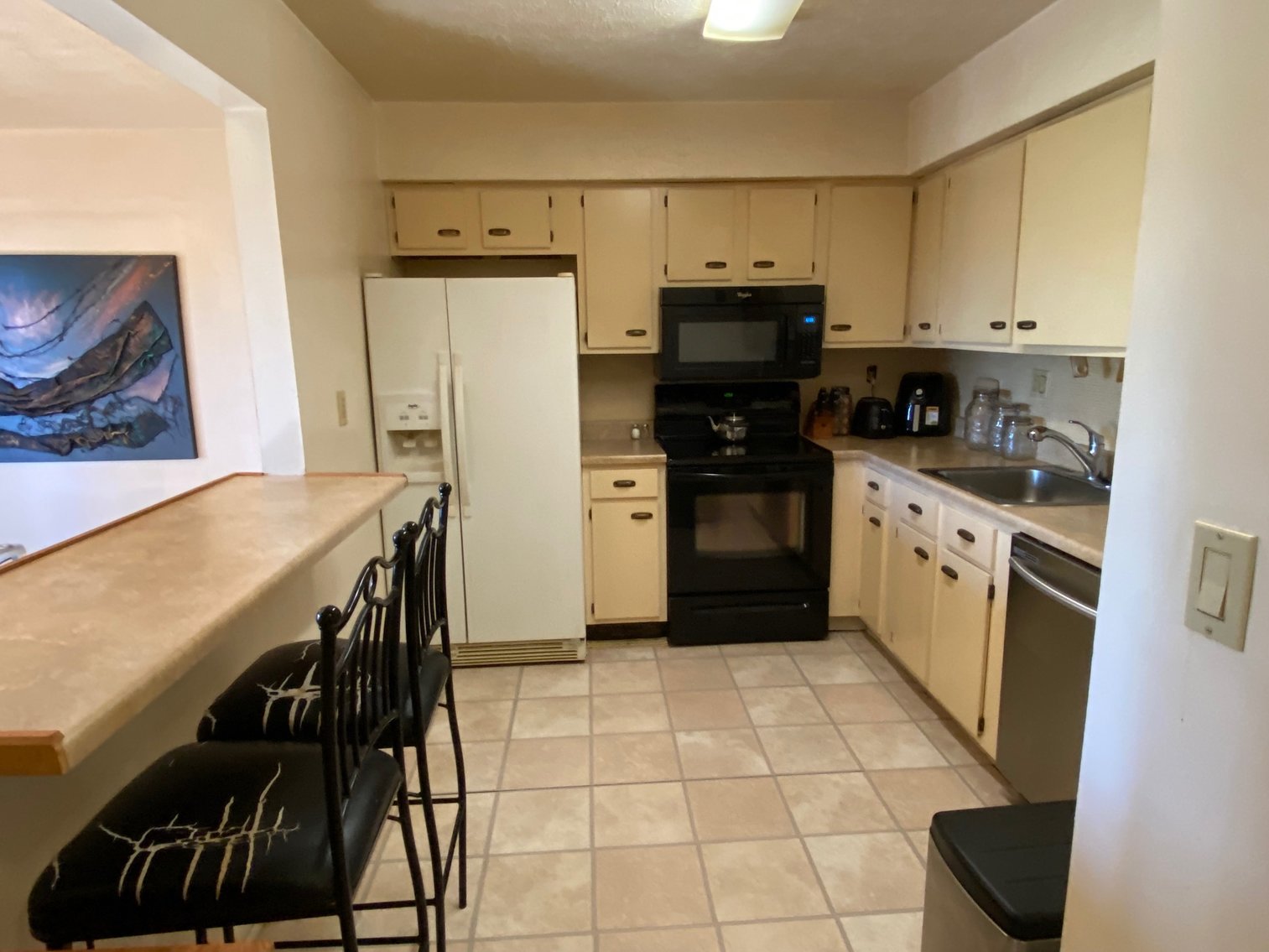 Image for SOLD $88,000 - Spacious 2 Bedroom Townhome