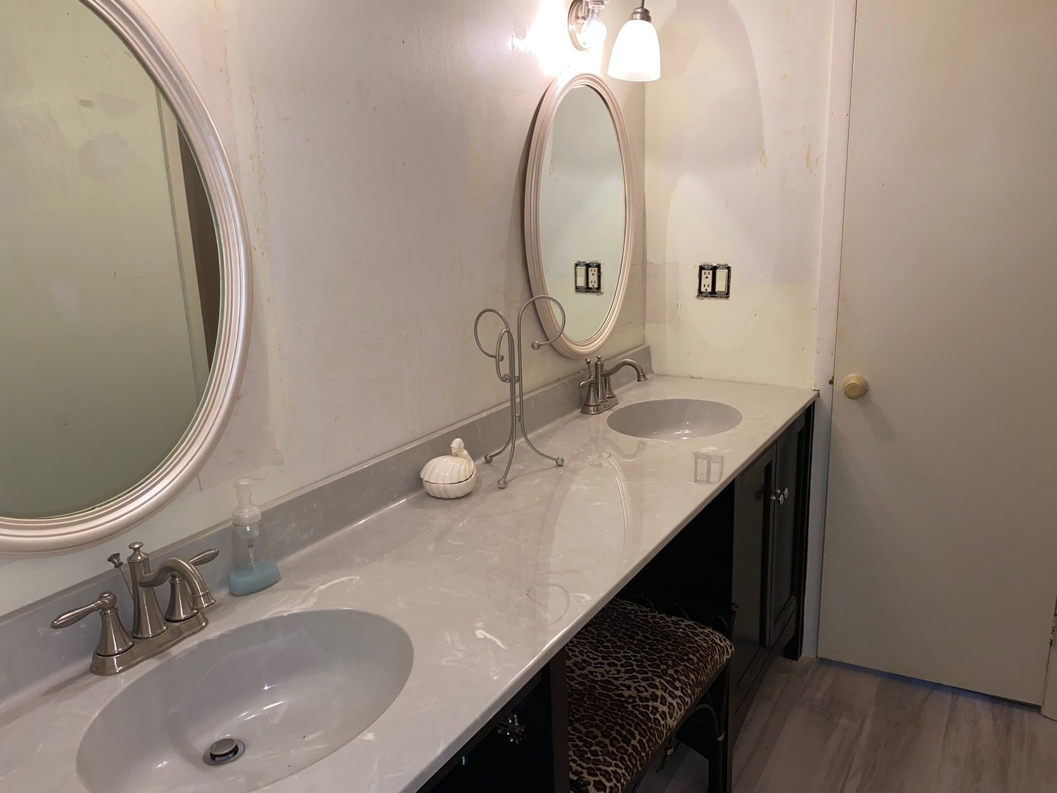 Image for SOLD $88,000 - Spacious 2 Bedroom Townhome