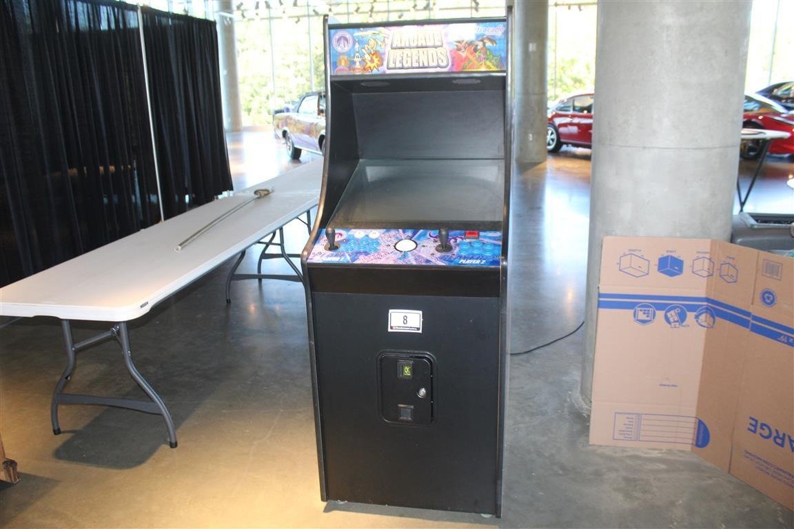 Arcade Machine (made by Arcade Legends, needs to be repaired)