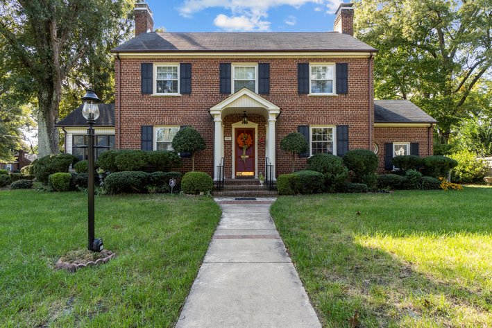 Image for FOR SALE | Brick Estate Home on 0.582 Acres | 4,375 SF | 4 BR/3.5 BA | 1860 Westover Ave., Petersburg, VA 23805