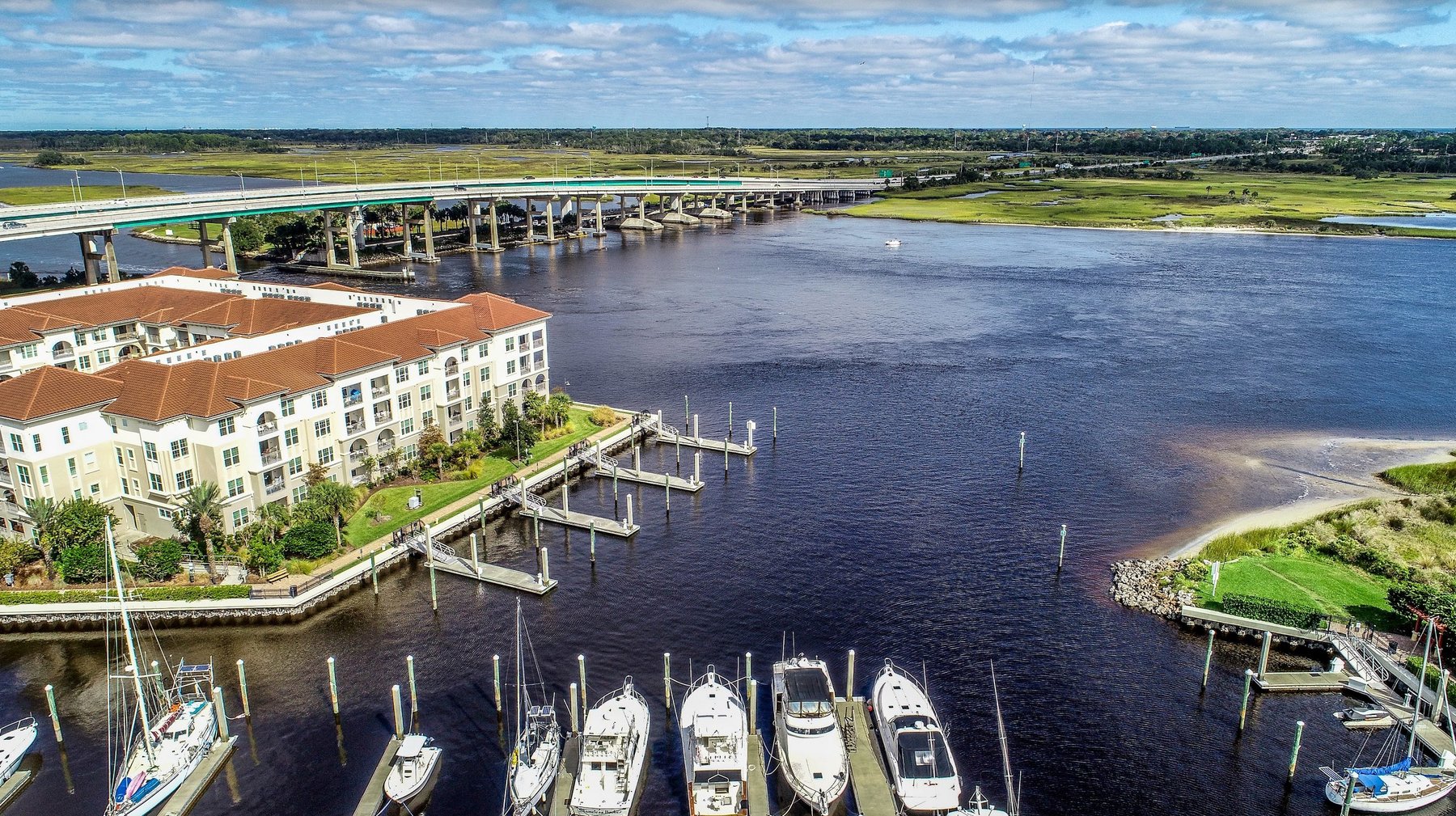 For Sale ONLY at ABSOLUTE AUCTION HARBORTOWN MARINA 8 50' Boat Slips