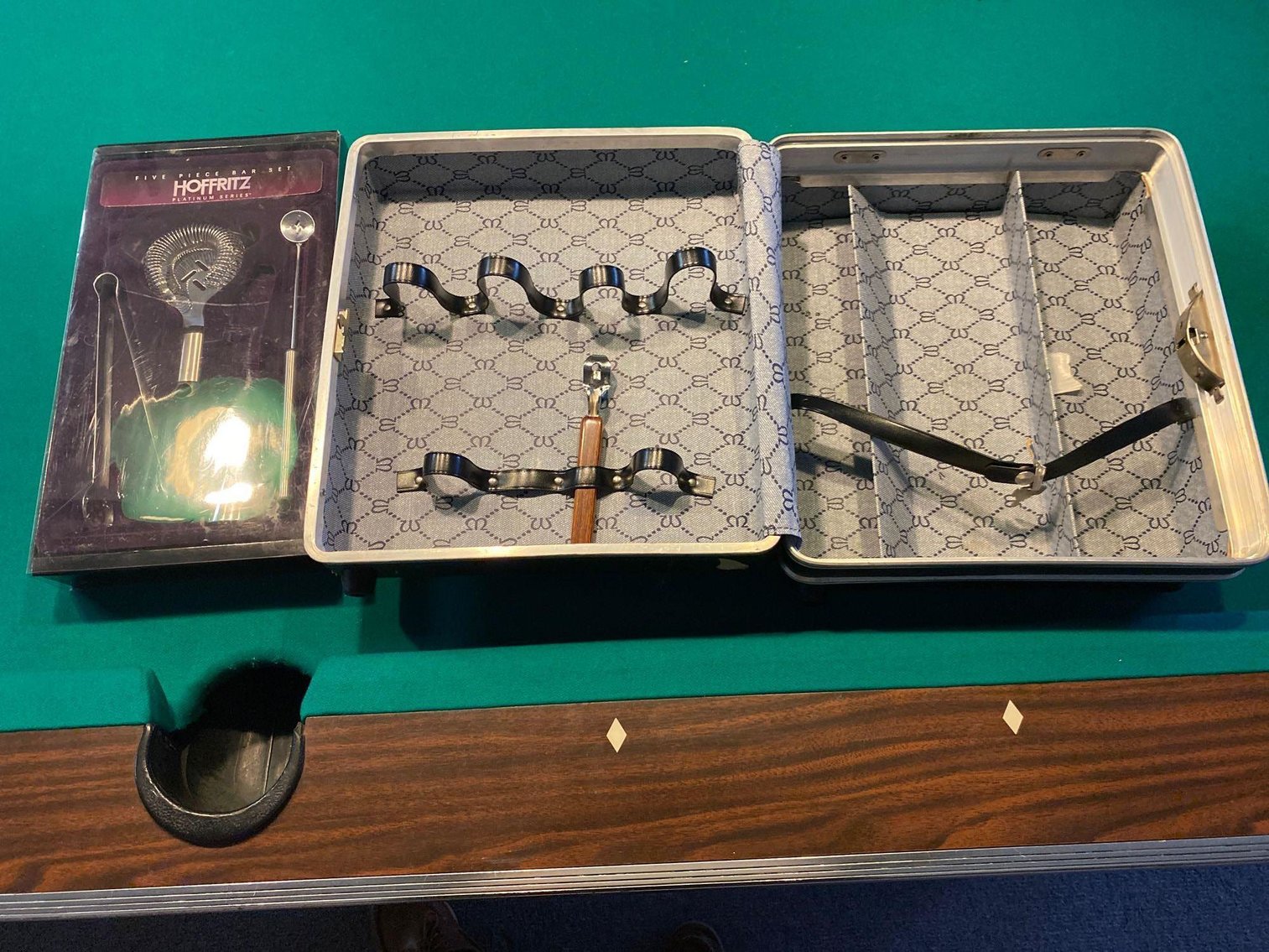 Image for Harley Motorcycles, DJ / Sound Equipment, Furniture, Decor - Online Auction