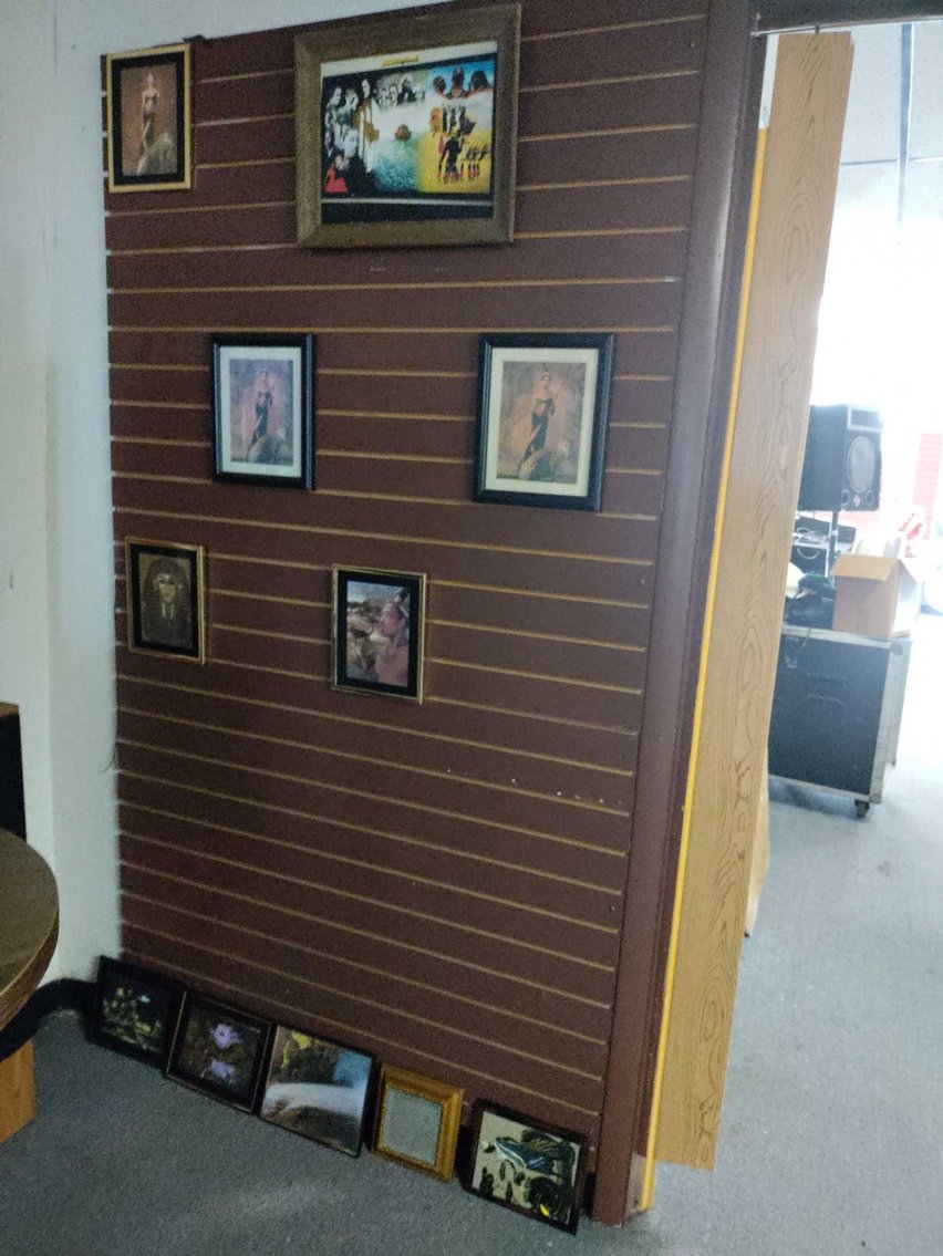 Image for Harley Motorcycles, DJ / Sound Equipment, Furniture, Decor - Online Auction