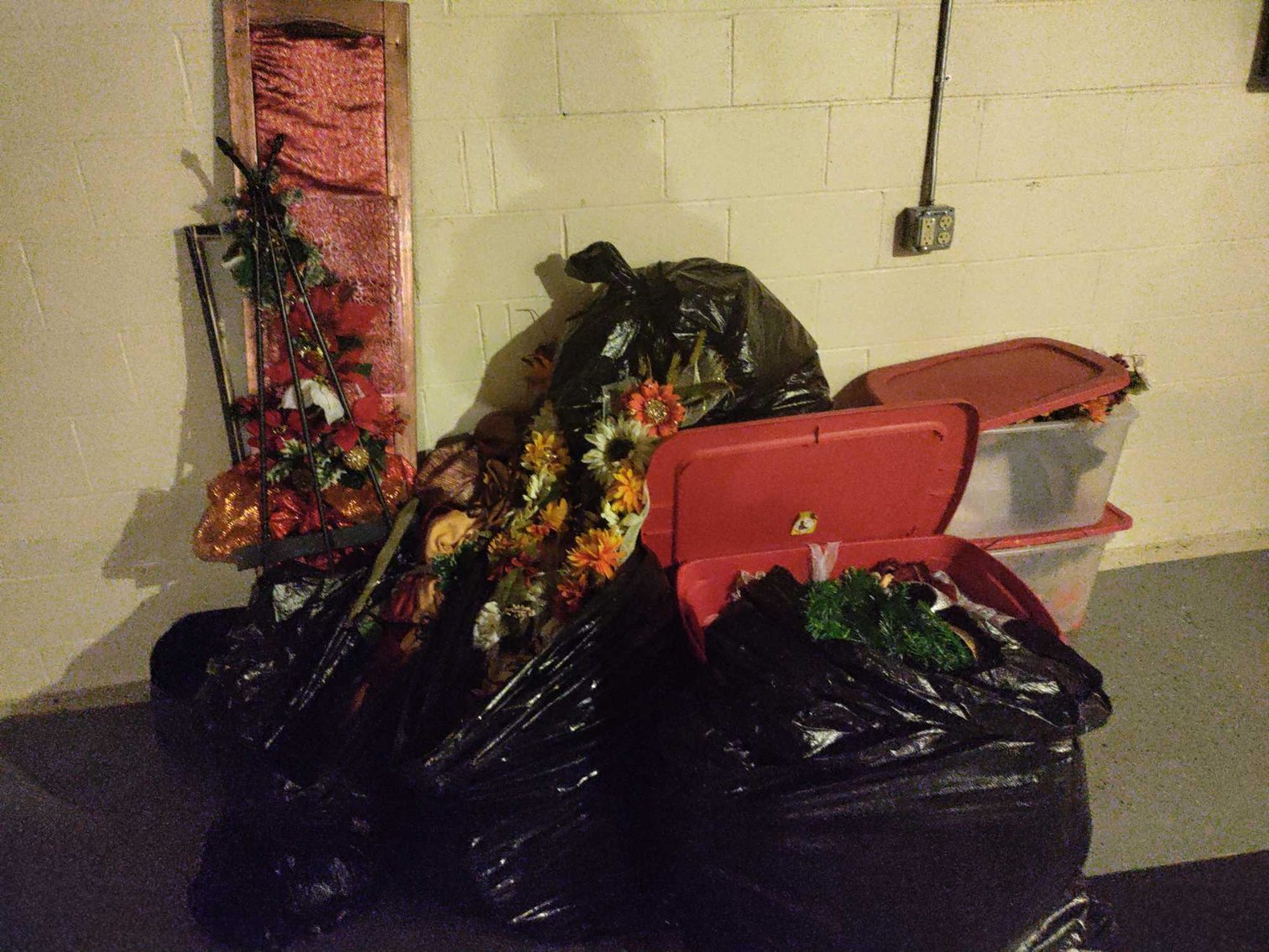 Image for Vehicles, Fitness Equipment, Furniture, Home Decor, Glassware - Online Auction