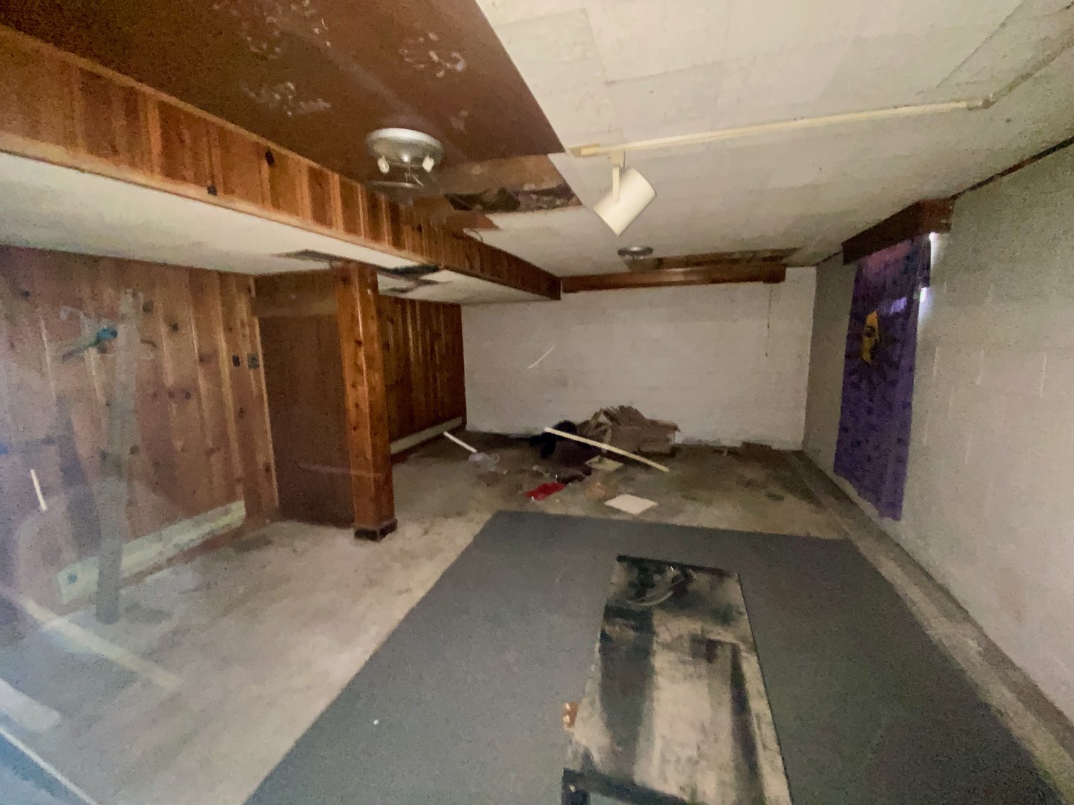 Image for 2 BR/2 BA Brick Home w/Basement on .72 +/- Acres Fronting Rt. 11 (Lee Hwy) in Augusta County, VA--SELLING to the HIGHEST BIDDER!!