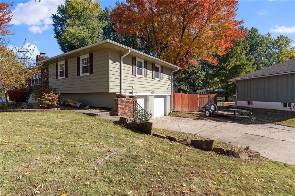 Image for 3901 S Coventry Drive - Independence, MO