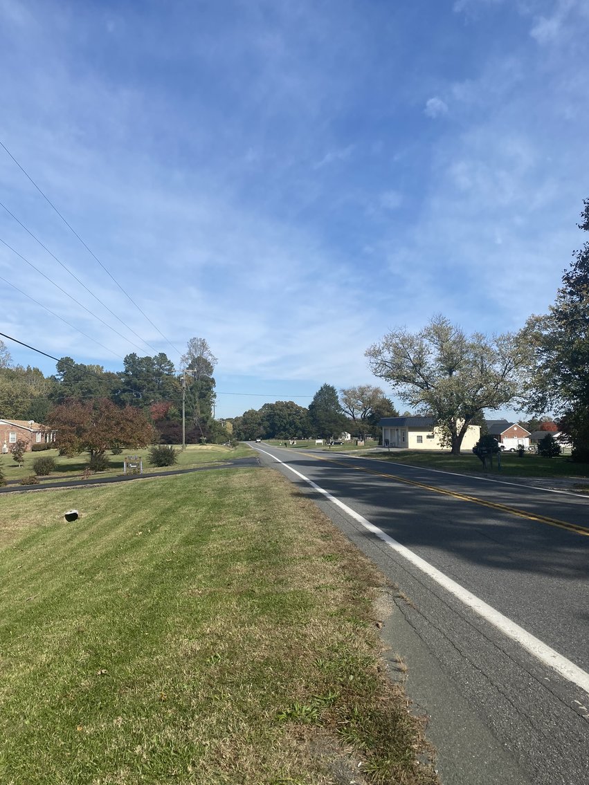 Image for 4 BR - 3 BTH - 3348 SF- Brick Rancher - 28219 N. James Madison Hwy, New Canton, Va 23123