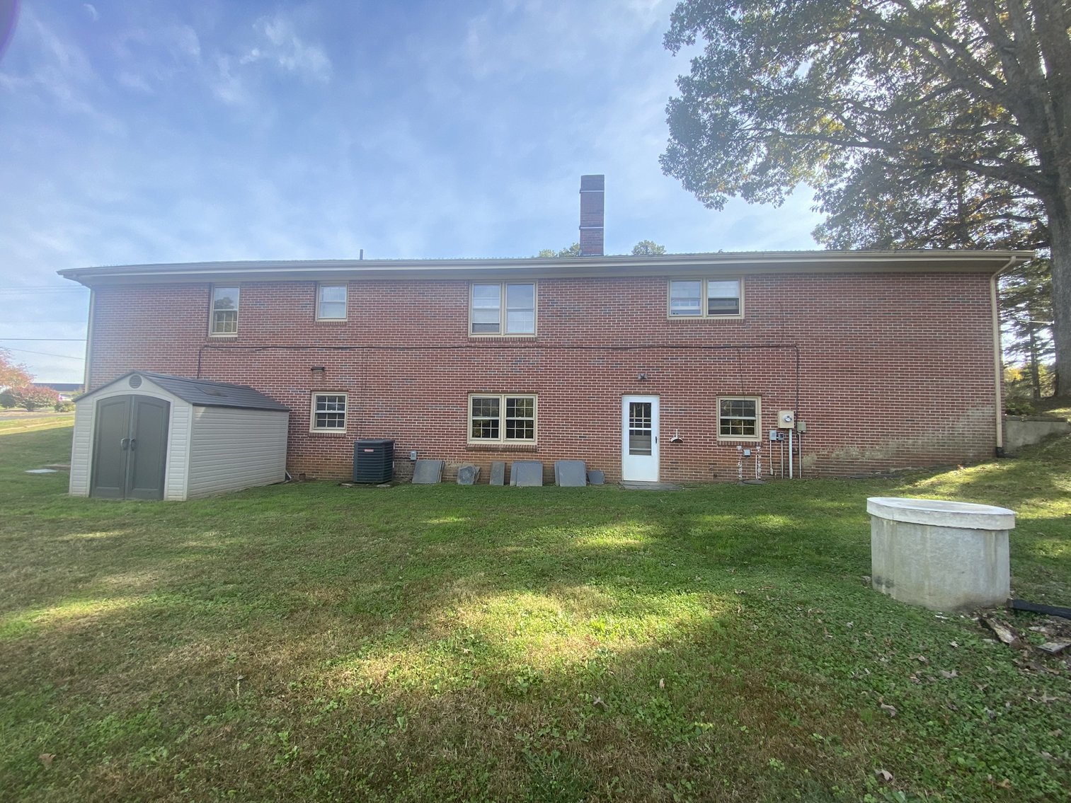 Image for 4 BR - 3 BTH - 3348 SF- Brick Rancher - 28219 N. James Madison Hwy, New Canton, Va 23123