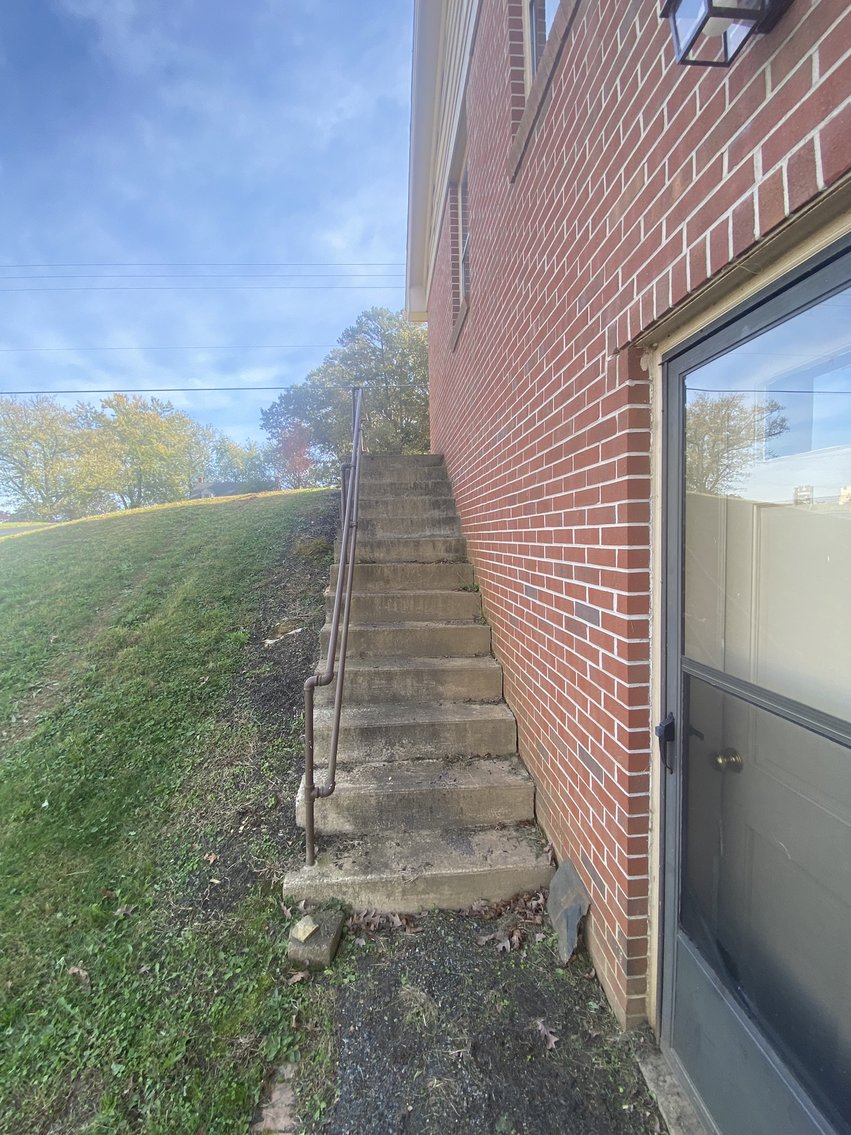 Image for 4 BR - 3 BTH - 3348 SF- Brick Rancher - 28219 N. James Madison Hwy, New Canton, Va 23123