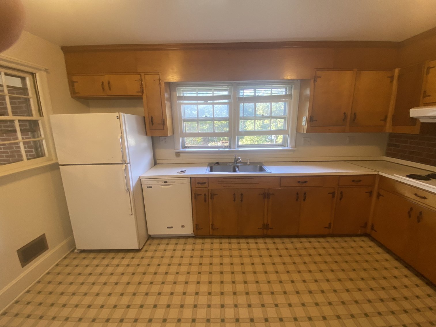 Image for 4 BR - 3 BTH - 3348 SF- Brick Rancher - 28219 N. James Madison Hwy, New Canton, Va 23123