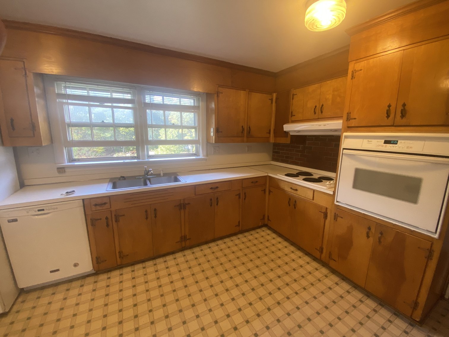 Image for 4 BR - 3 BTH - 3348 SF- Brick Rancher - 28219 N. James Madison Hwy, New Canton, Va 23123