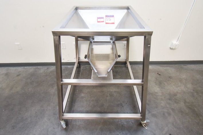 Image for ***SOLD***MJK0637 Eriez Vibratory feeder with Hopper