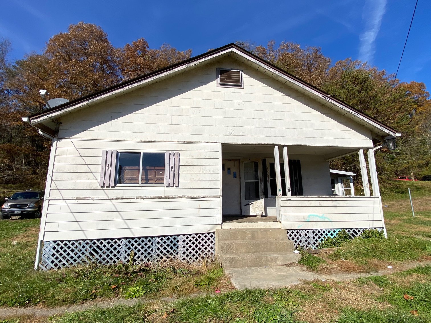 Image for SOLD $17,050 - 2 Bedroom on a Large Lot Selling to the Highest Bidder