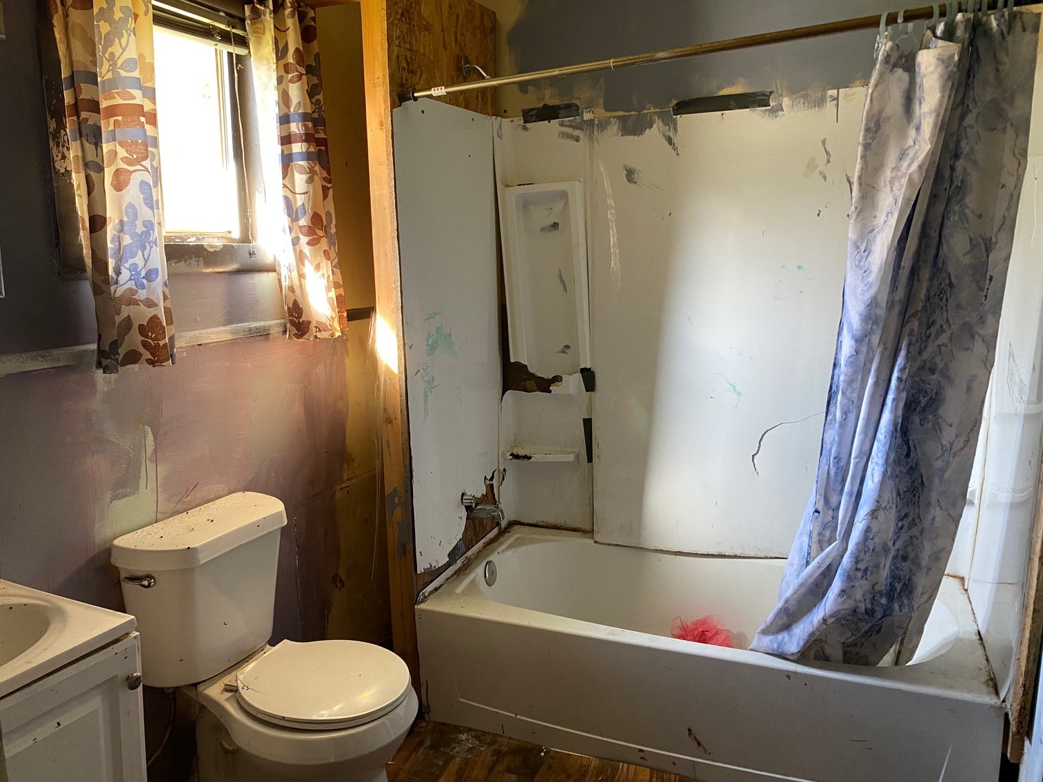 Image for SOLD $17,050 - 2 Bedroom on a Large Lot Selling to the Highest Bidder