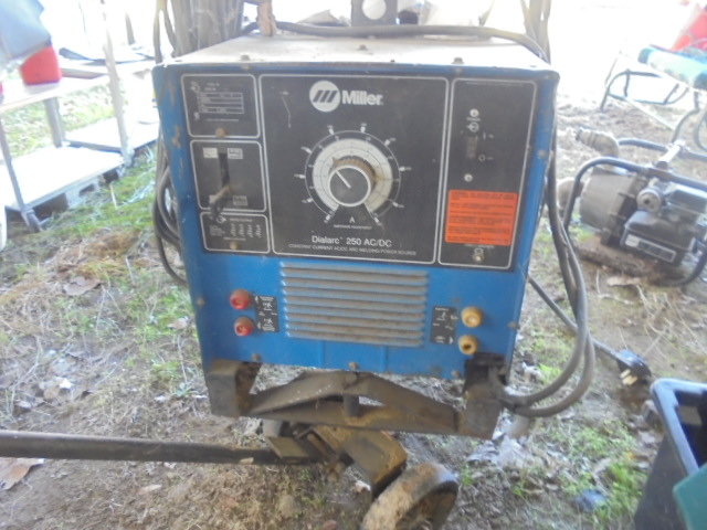 Image for PUBLIC ESTATE AUCTION (LIVING, MOVING)