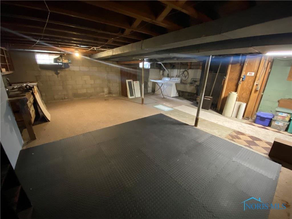 Image for MINIMUM BID AUCTION $75,000! 2715 Densmore Dr