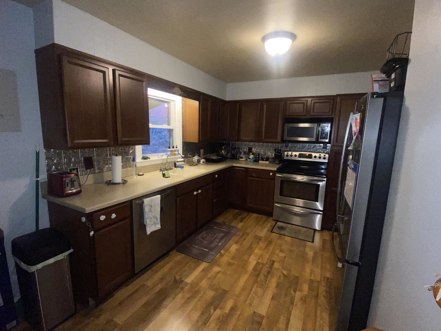 Image for SOLD $155,100 - 5 Bedroom Tri-Level in South Hills