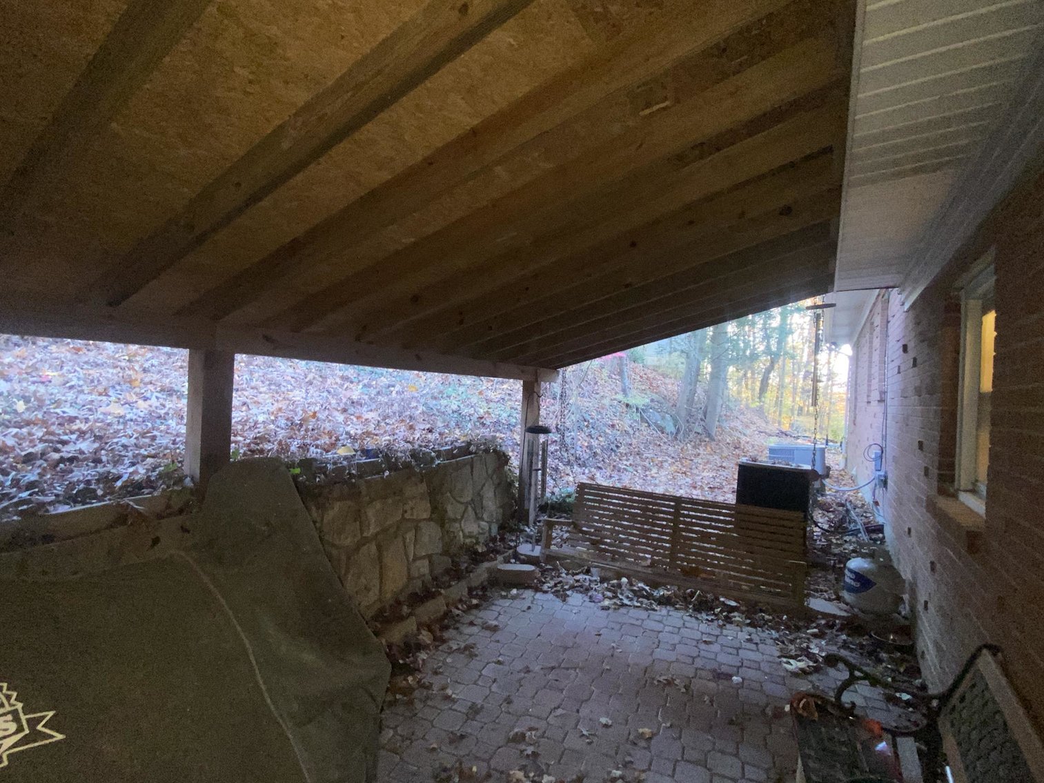 Image for SOLD $155,100 - 5 Bedroom Tri-Level in South Hills