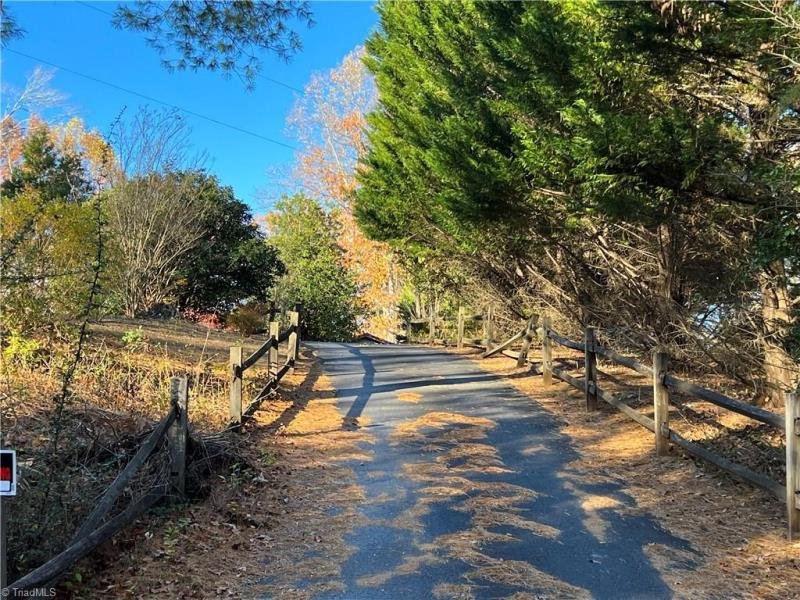 Image for 8 Acres with House and Mobile Home in Thurmond, NC