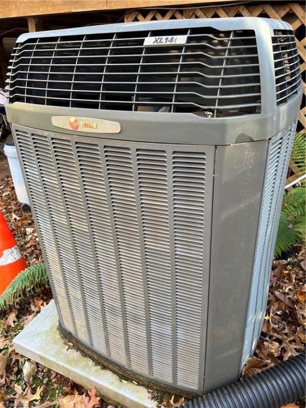 Image for 8 Acres with House and Mobile Home in Thurmond, NC