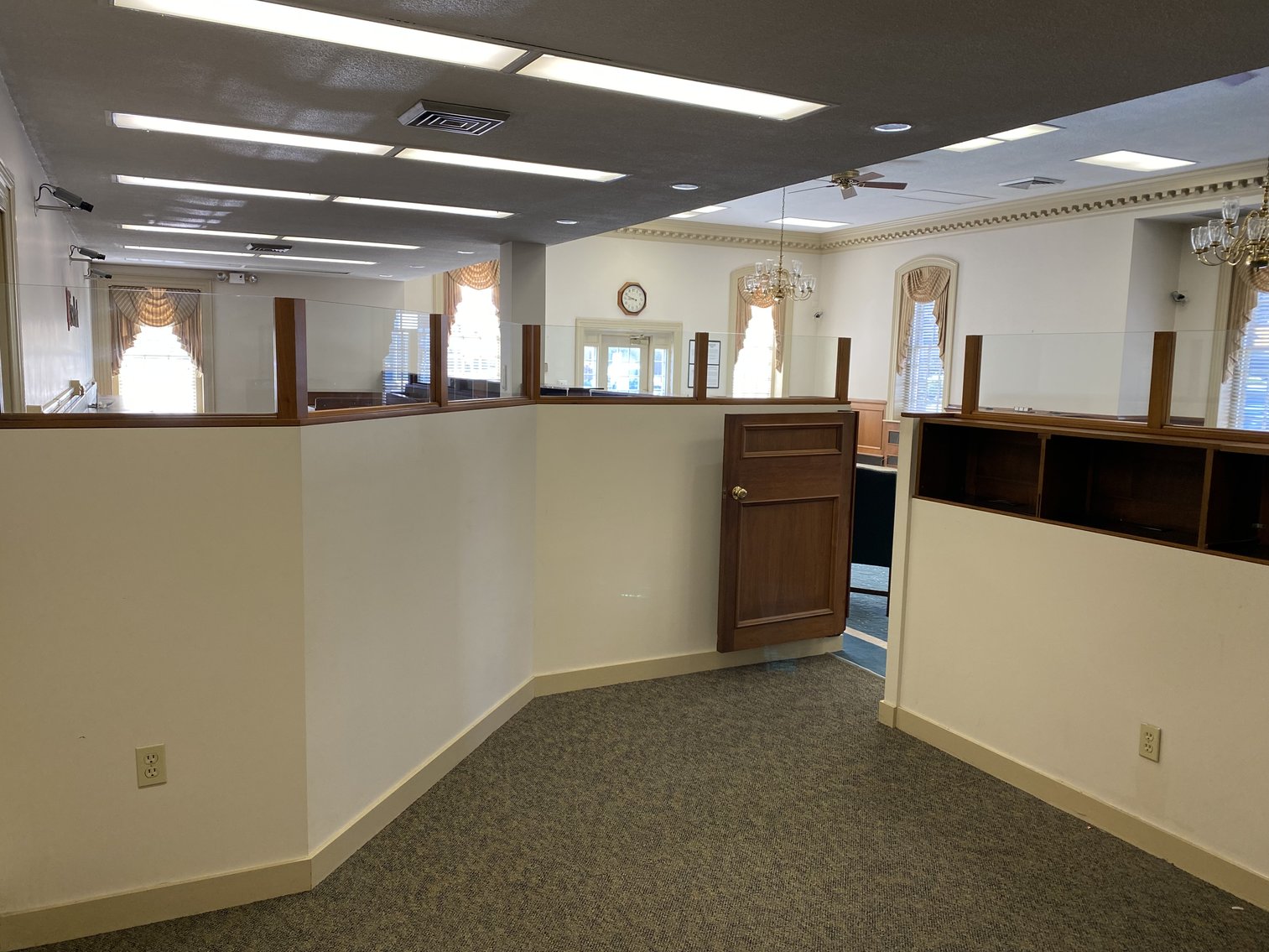 Image for Bank Ordered Sale - 9,415 SF Former Bank Branch Office - 323 Prince St. Tappahannock, VA 22560
