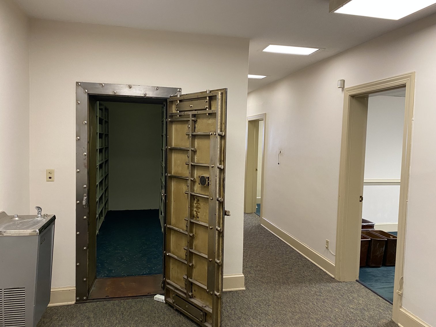 Image for Bank Ordered Sale - 9,415 SF Former Bank Branch Office - 323 Prince St. Tappahannock, VA 22560