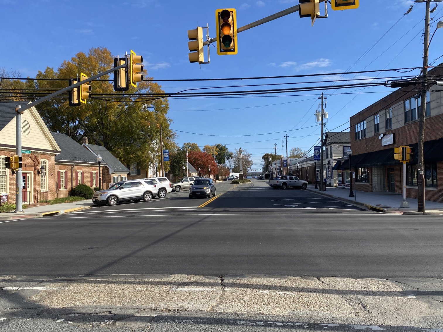 Image for Bank Ordered Sale - 9,415 SF Former Bank Branch Office - 323 Prince St. Tappahannock, VA 22560