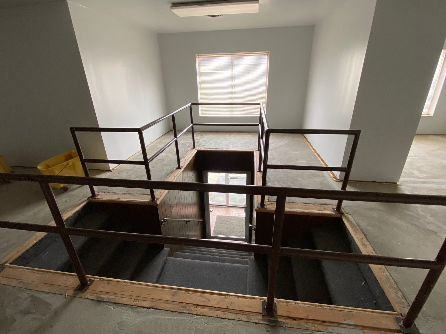 Image for SOLD $99,000 - 5,000 sqft. Office Building in Huntington