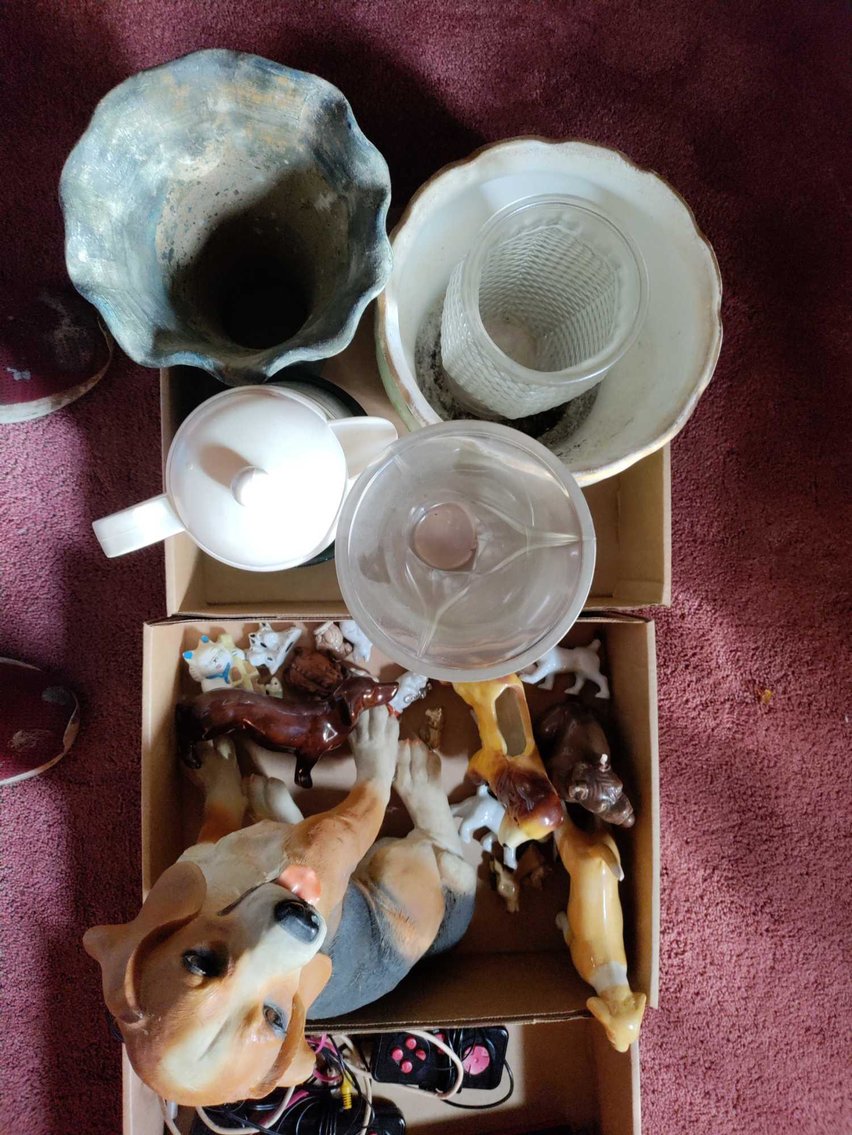 Image for Dussel Drive, Maumee - Furniture, Kitchenware, Cast Iron, Sewing Machine, Tools, Home Decor (Dussel)