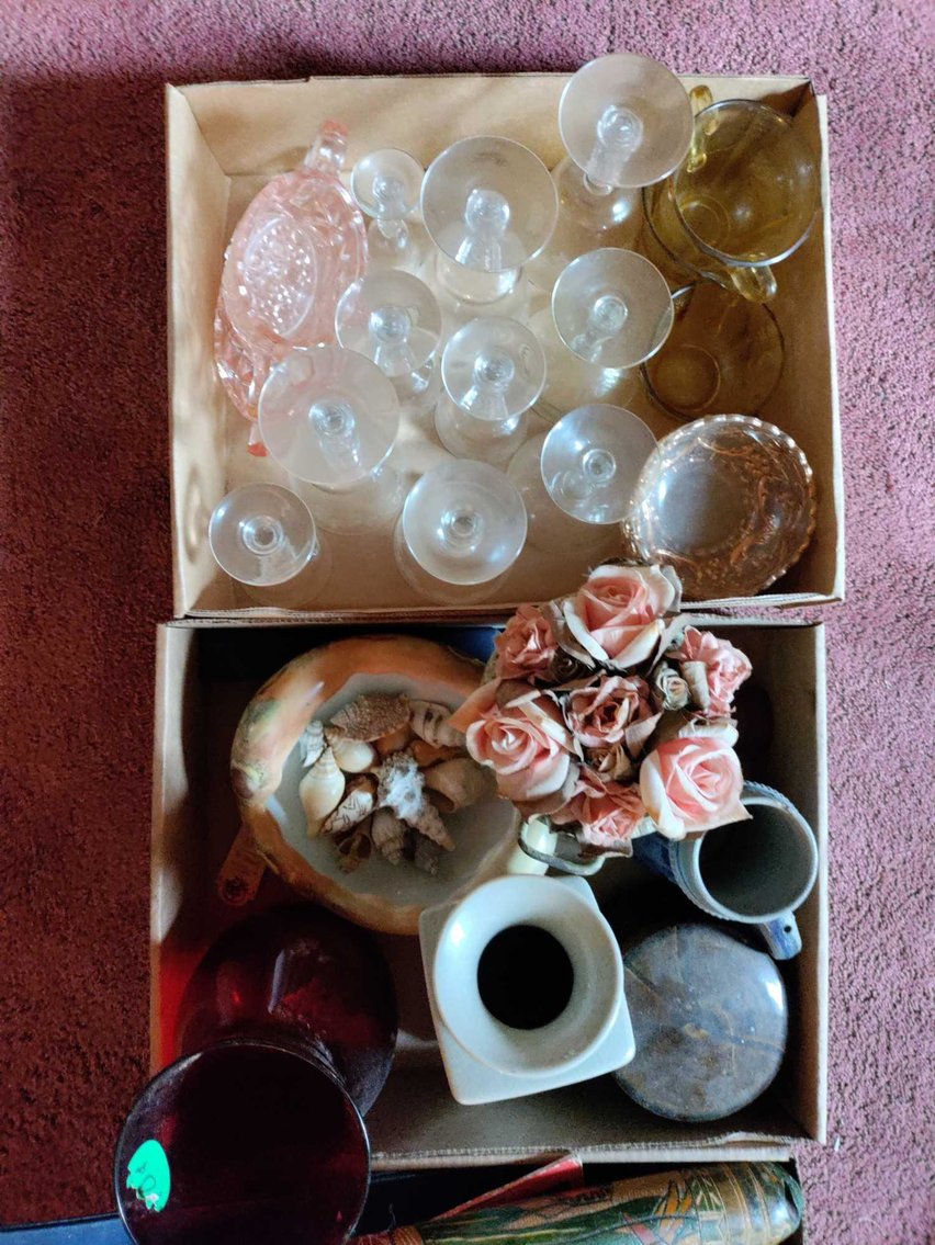 Image for Dussel Drive, Maumee - Furniture, Kitchenware, Cast Iron, Sewing Machine, Tools, Home Decor (Dussel)